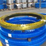 How to choose slewing bearing and slewing drive